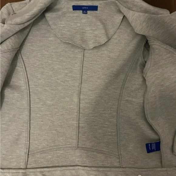 Women’s motorcycle style jacket - Picture 4 of 6